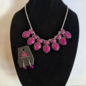 Paparazzi Fashion Modern Masquerade Necklace and Earring Set Magenta Silver